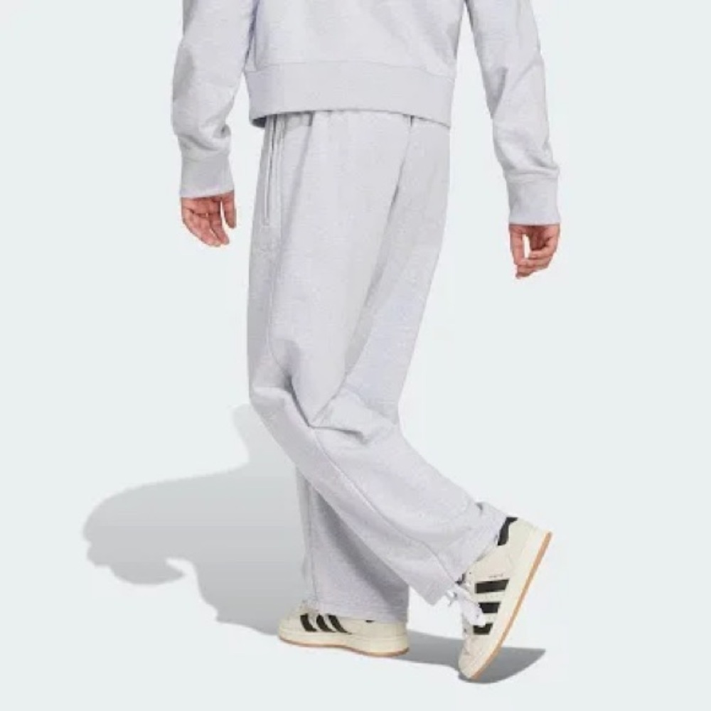 Adidas Straight leg PREMIUM ESSENTIALS OPEN HEM JOGGERS